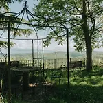 Pietro Mit Gemeinschaftspool By Interhome